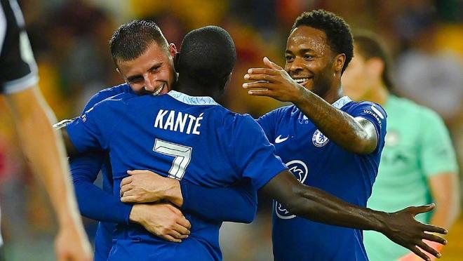 媒体人：邵佳一的最大优势就是省钱、超级省钱