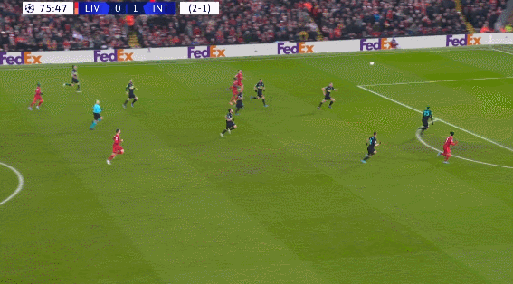 尼克斯击败雄鹿成功晋级，近7场两队对决尼克斯6胜1负