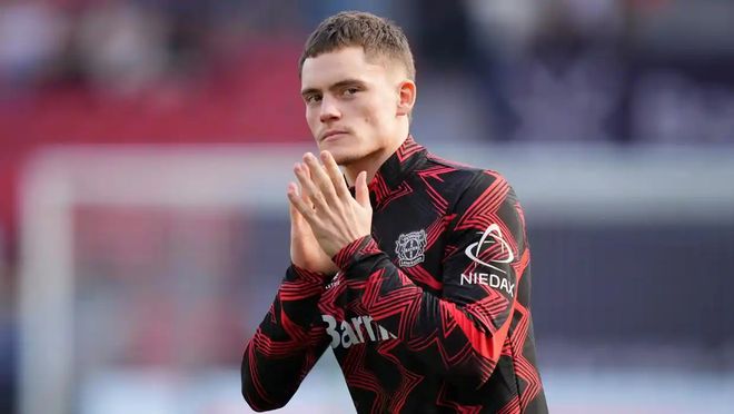 林良铭庆祝足协杯夺冠：冠军终归北京，国安是冠军！